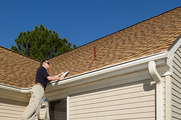 Best Roof Moss and Algae Removal  in Brecksville, OH
